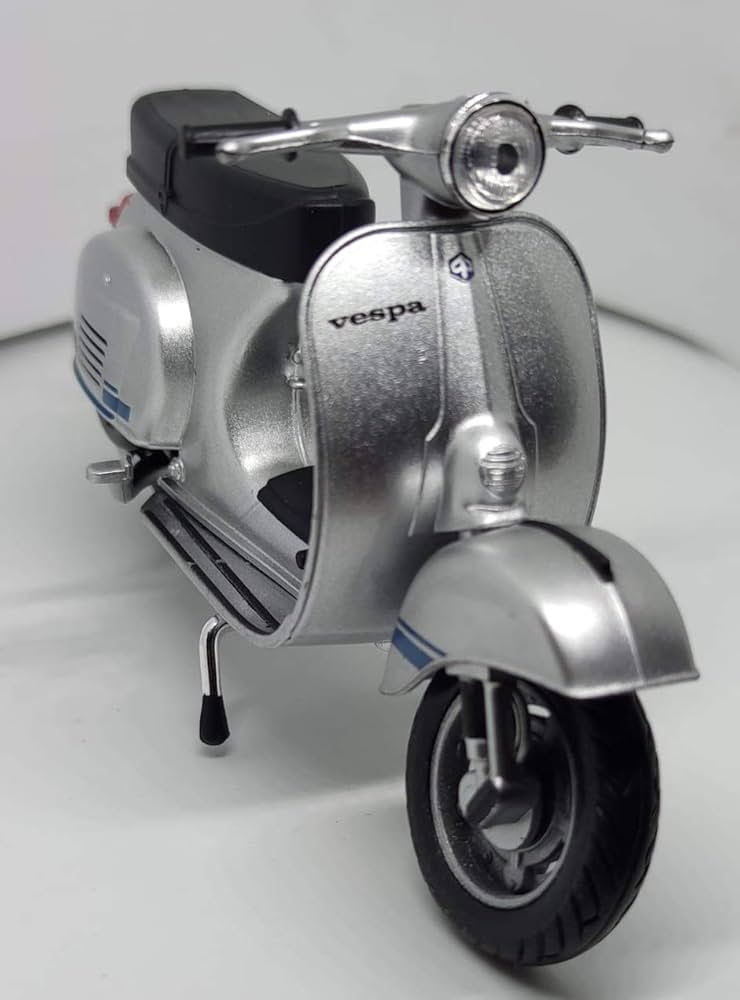 57853 1:12 Scale Vespa 125 Primavera ET3