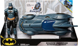 6070521 DC Comics - Batmobile + 30 Cm Action Figure