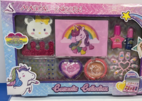881906 Magical Unicorn Cosmetic collection